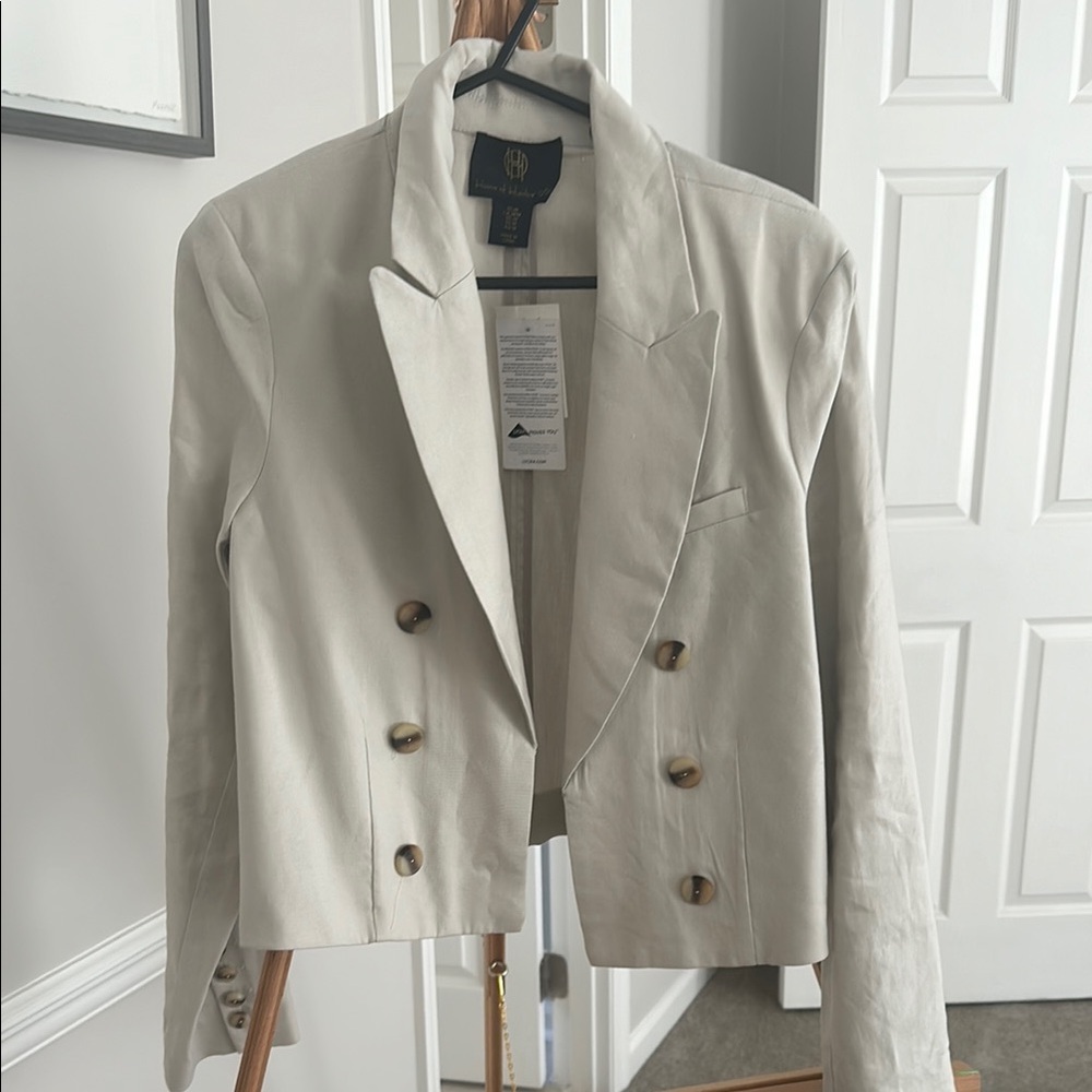 Elegant Cream Double-Breasted Women's Blazer